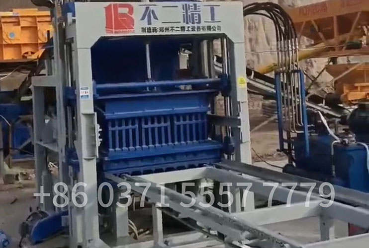 Automatic Block Making Machine - QT5