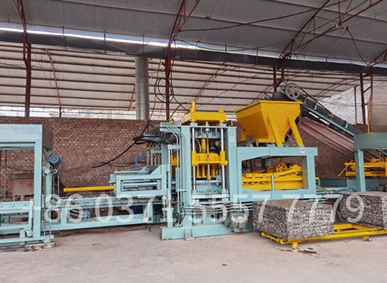 Automatic-Block-Making-Machine—QT18-08