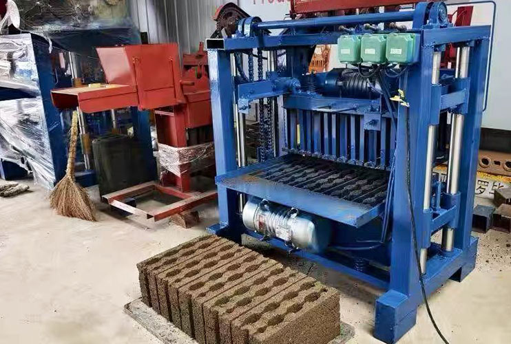 Semi-automatic Brick Making Machine - QMJ4-35A