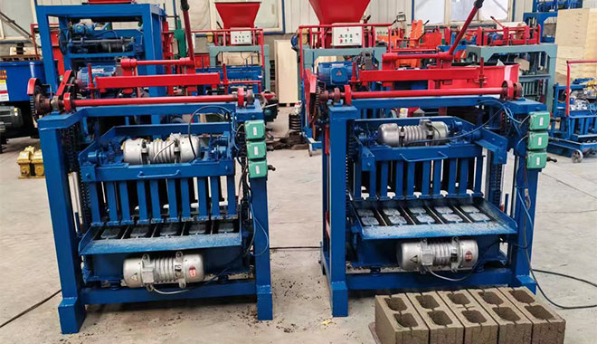 Semi-automatic-Brick-Making-Machine—QMJ4-35A-03