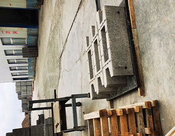 Semi-automatic-Brick-Making-Machine—QMJ4-35D-04